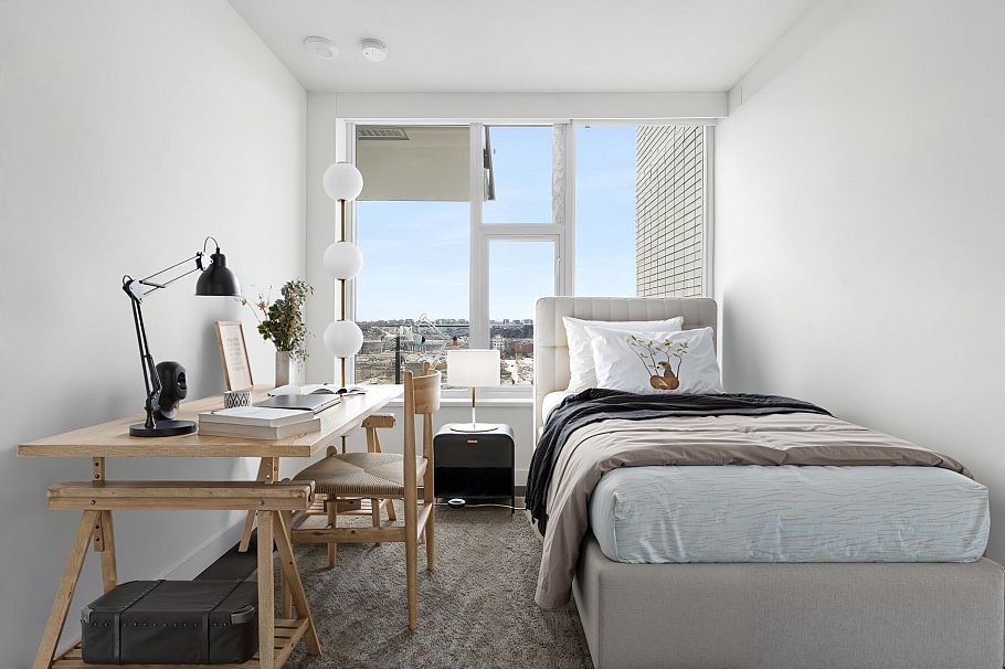 1306 8611 Hazelbridge Way Richmond, BC - 9