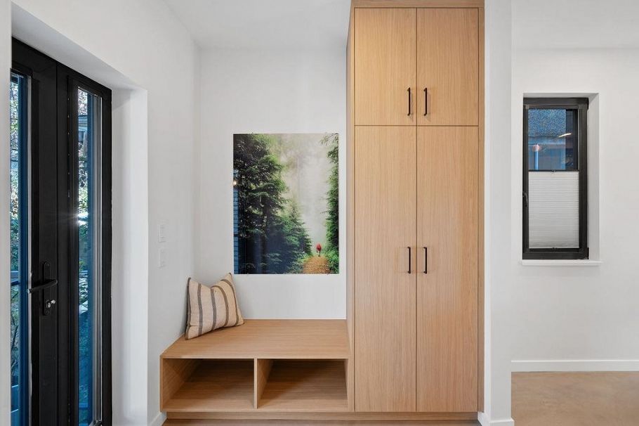 1331 Cotton Drive Vancouver, BC - 3