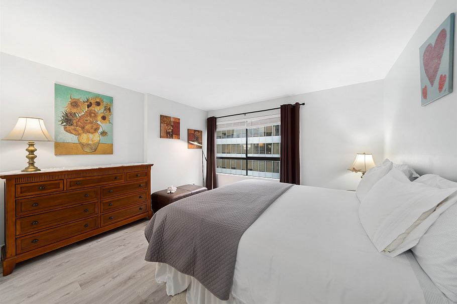 1403 1060 Alberni Street Vancouver, BC - 10