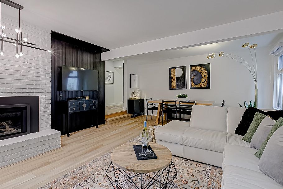 2836 Violet Street North Vancouver, BC - 4