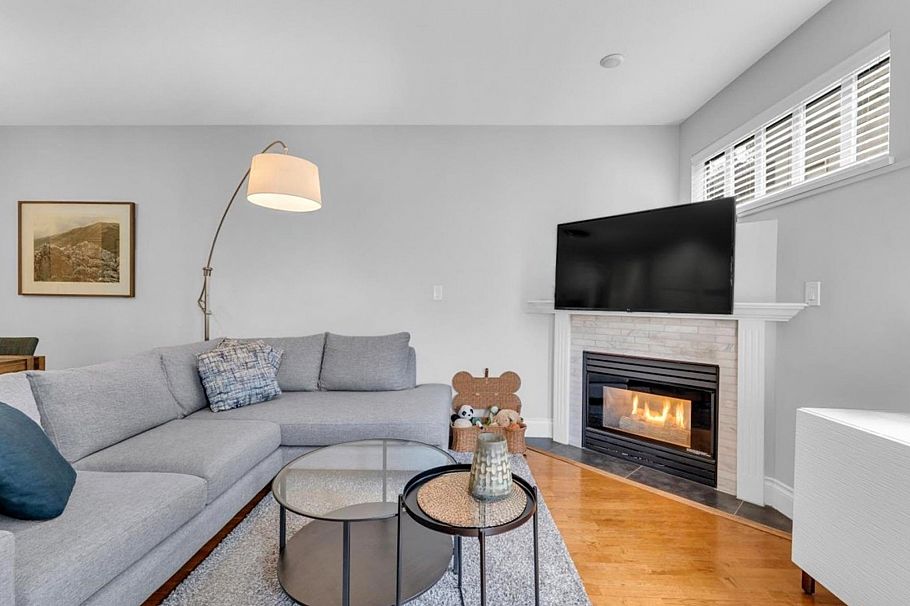 303 2525 Quebec Street Vancouver, BC - 3