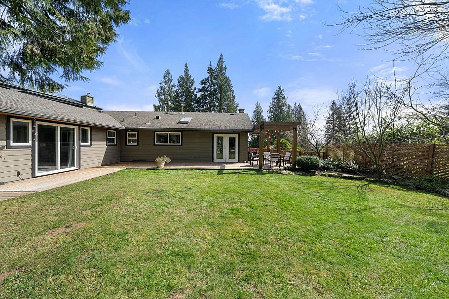 4515 Meadowbank Close North Vancouver, BC - 34