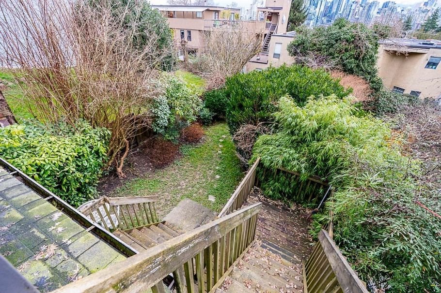 967 W 8th Avenue Vancouver, BC - 22