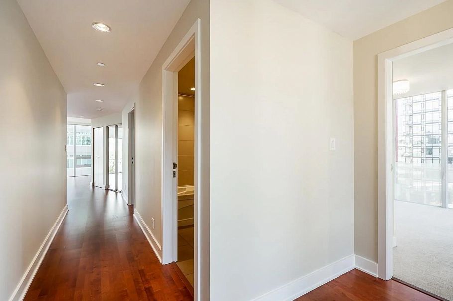 502 1277 Melville Street Vancouver, BC - 15