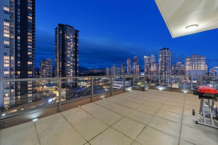 2102 4118 Dawson Street Burnaby, BC - 5