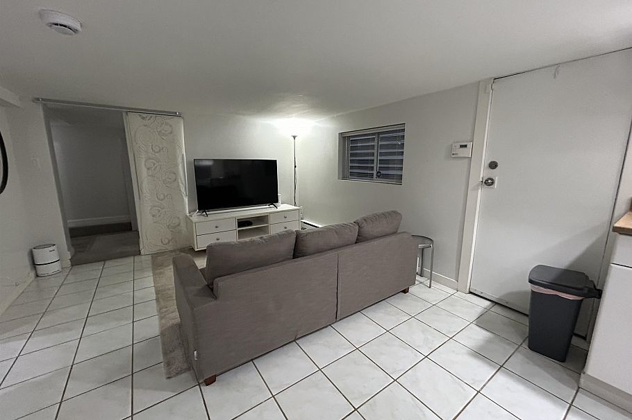 846 E 23rd Avenue Vancouver, BC - 25