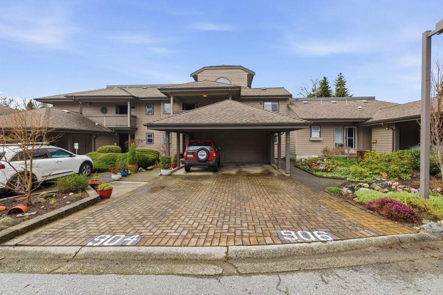 906 Roche Point Drive North Vancouver, BC - 35