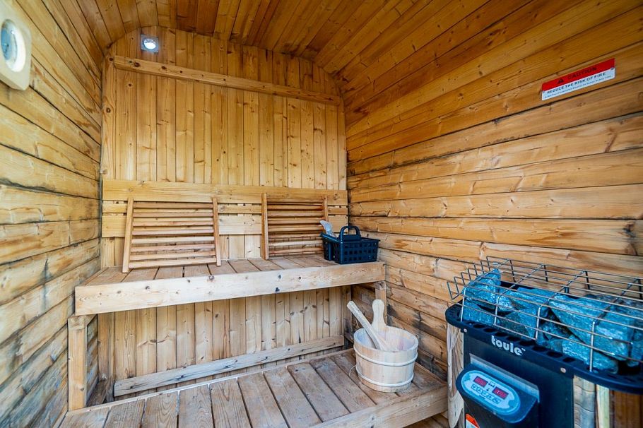 1938 Adanac Street Vancouver, BC - 36