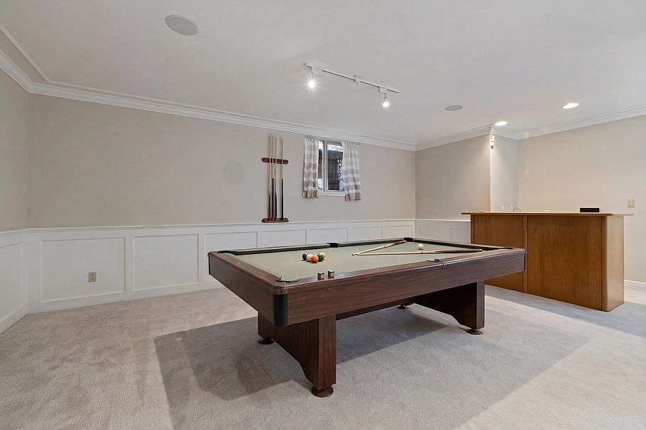 2752 Newmarket Drive North Vancouver, BC - 28