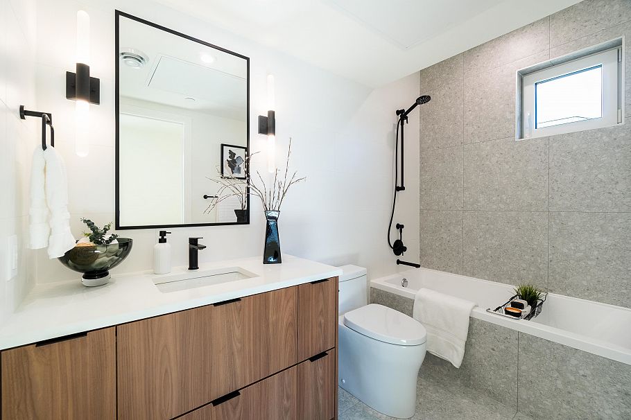 121 1552 E 3rd Avenue Vancouver, BC - 23