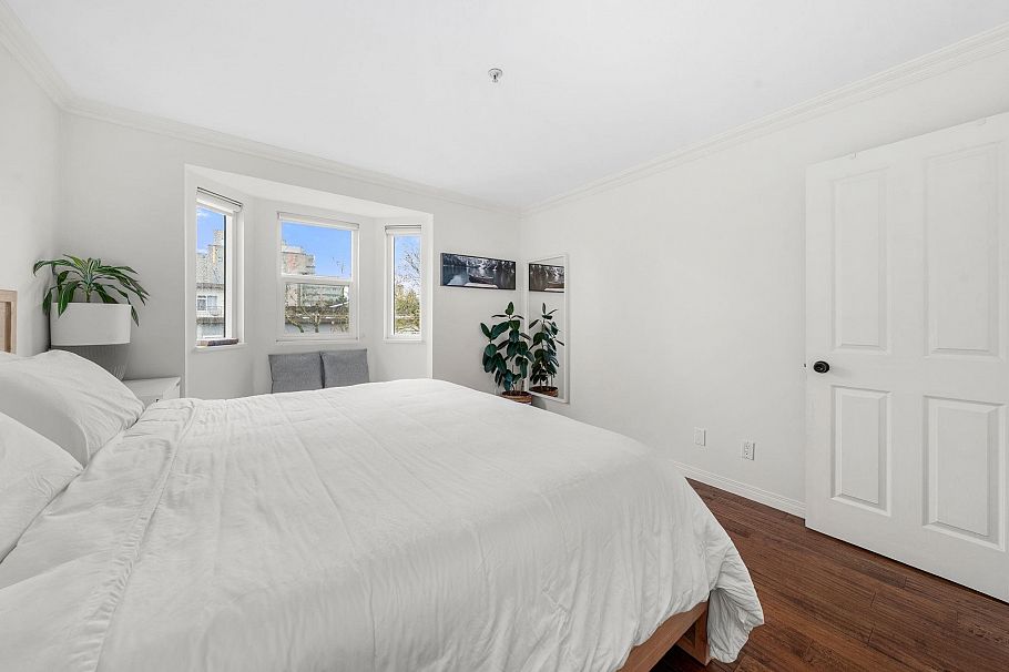 202 1106 W 11th Avenue Vancouver, BC - 22