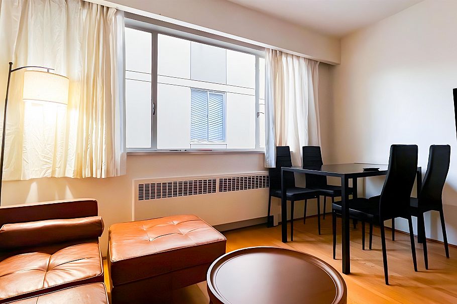 203 1925 NELSONSTREET, Vancouver BC V6G 1K9 Vancouver, BC - 2