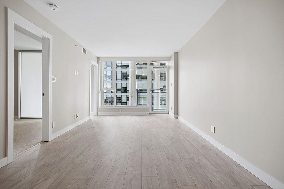 715 1618 Quebec Street Vancouver, BC - 5