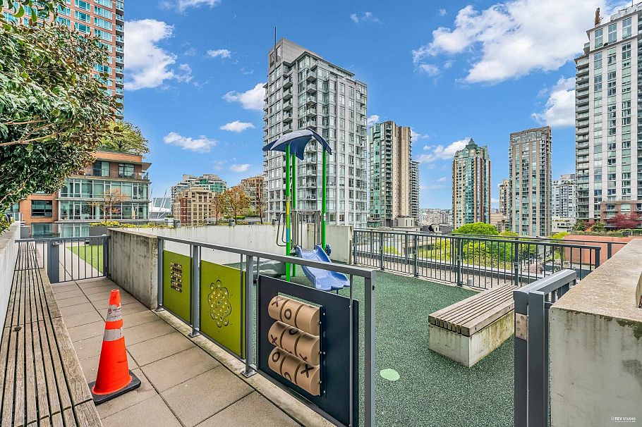 3606 777 Richards Street Vancouver, BC - 6