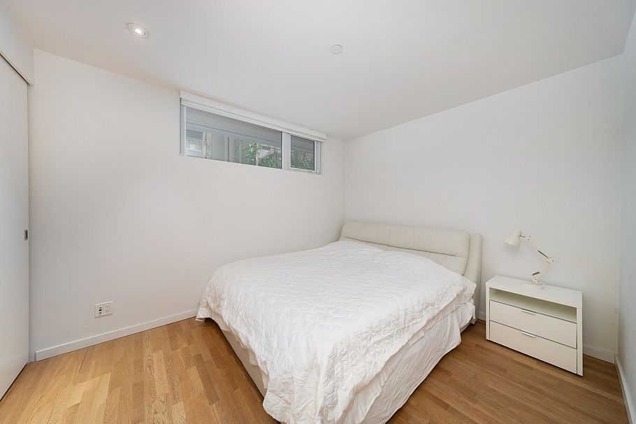 2216 Willow Street Vancouver, BC - 24