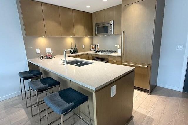 1401 112 E 13th Street North Vancouver, BC - 6