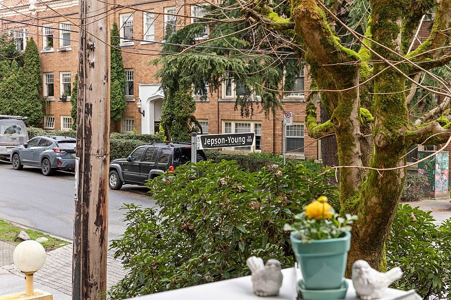 203 1125 Gilford Street Vancouver, BC - 21