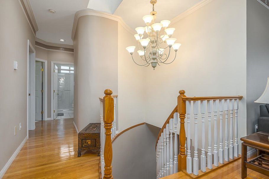 1233 Rupert Street Vancouver, BC - 7