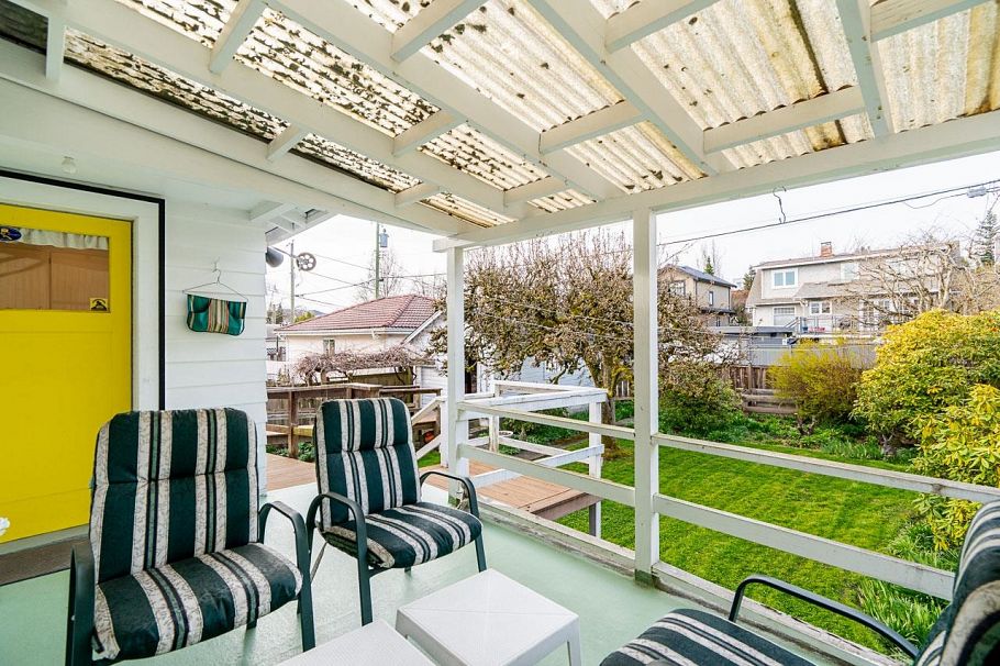 1969 W 43rd Avenue Vancouver, BC - 30