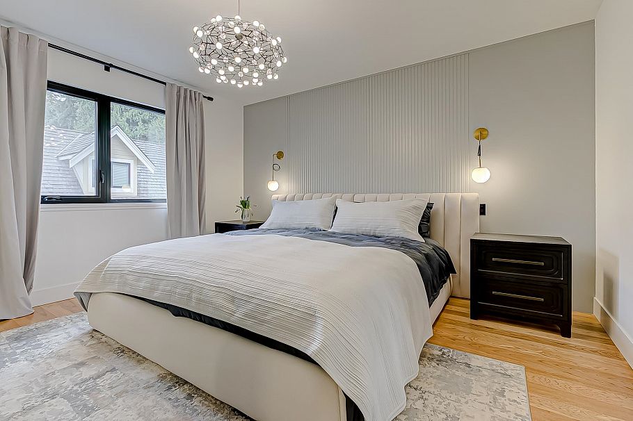 2836 Violet Street North Vancouver, BC - 23