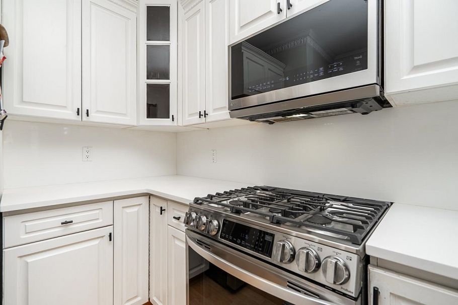 1938 Adanac Street Vancouver, BC - 16