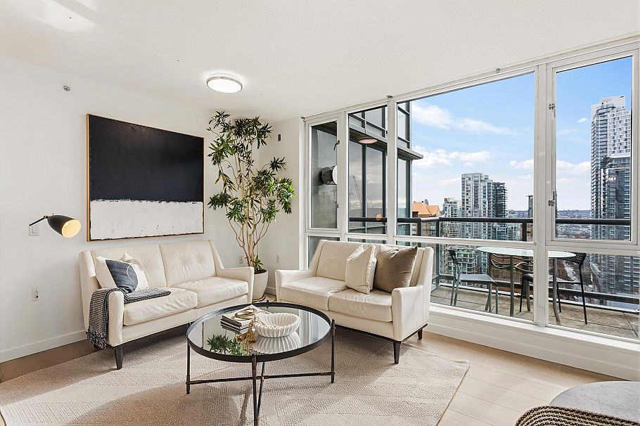 3005 1068 Hornby Street Vancouver, BC - 4