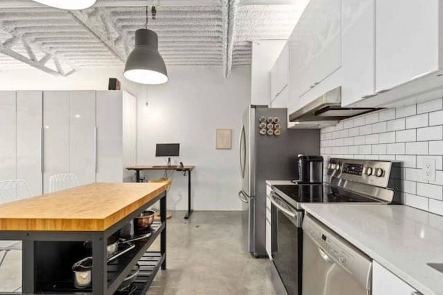 330 350 E 2nd Avenue Vancouver, BC - 6