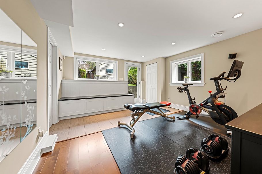 5790 Alma Street Vancouver, BC - 28