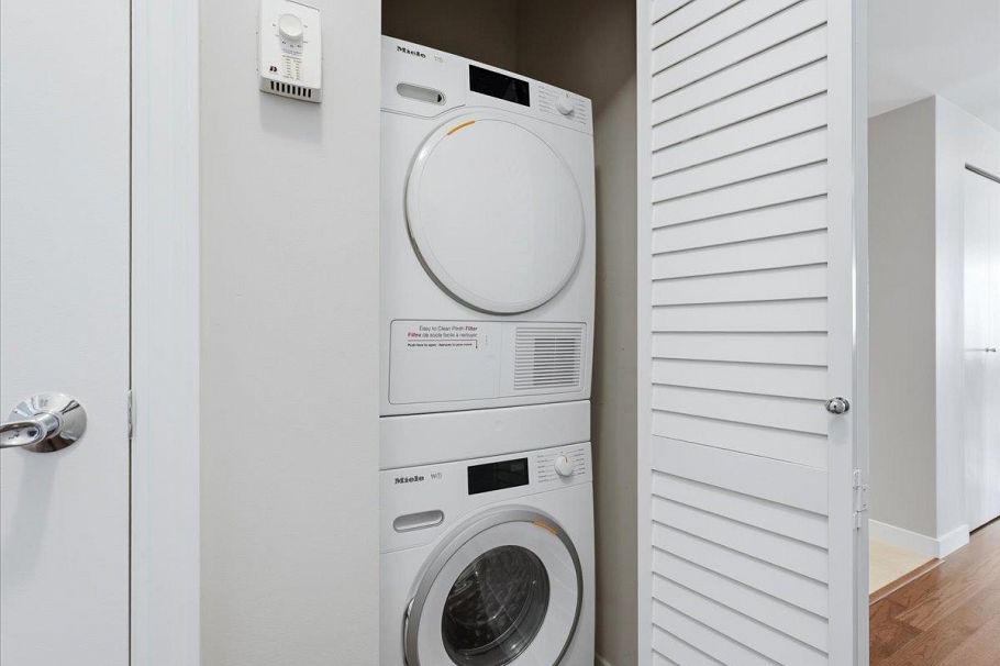 202 1790 Bayshore Drive Vancouver, BC - 25