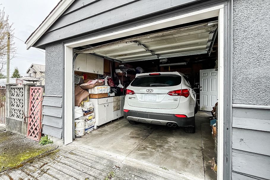 3156 Adanac Street Vancouver, BC - 26