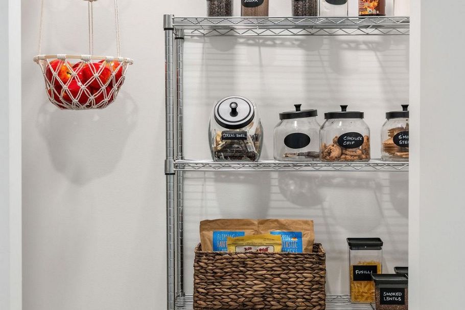 2425 Grant Street Vancouver, BC - 13