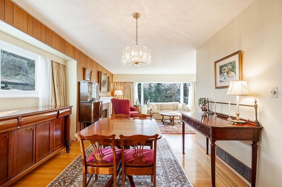 4651 Valley Road North Vancouver, BC - 10