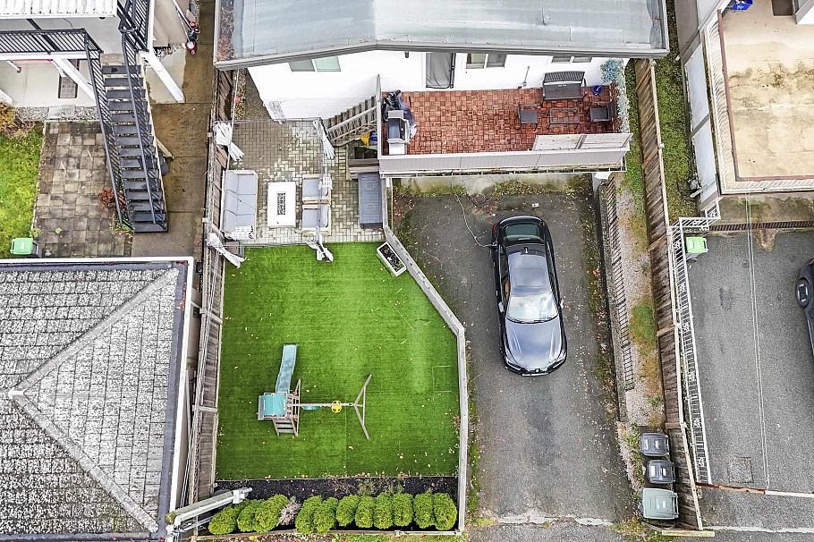 4921 Chester Street Vancouver, BC - 37