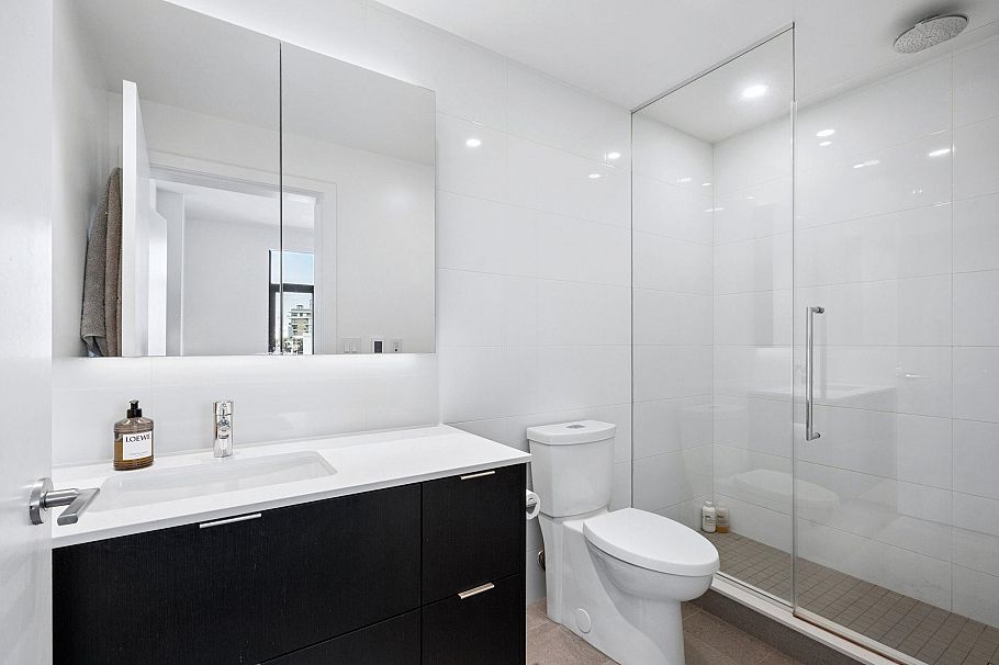 802 210 E 5th Avenue Vancouver, BC - 24