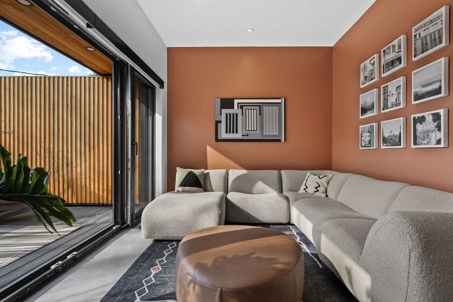 1331 Cotton Drive Vancouver, BC - 14