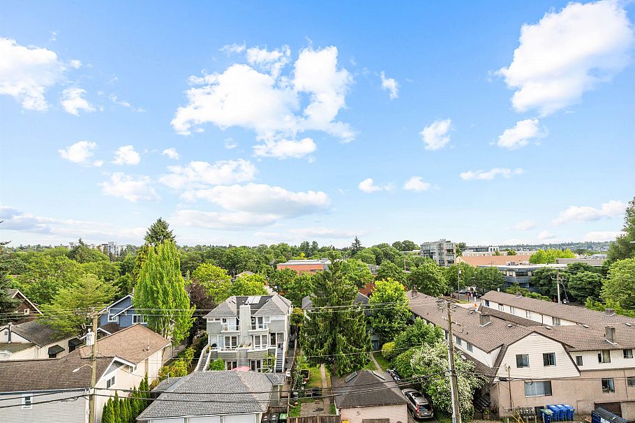 607 2528 Maple Street Vancouver, BC - 17