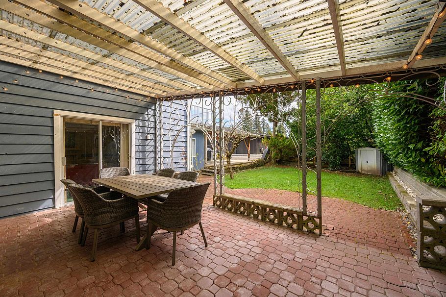 1355 Frederick Road North Vancouver, BC - 12