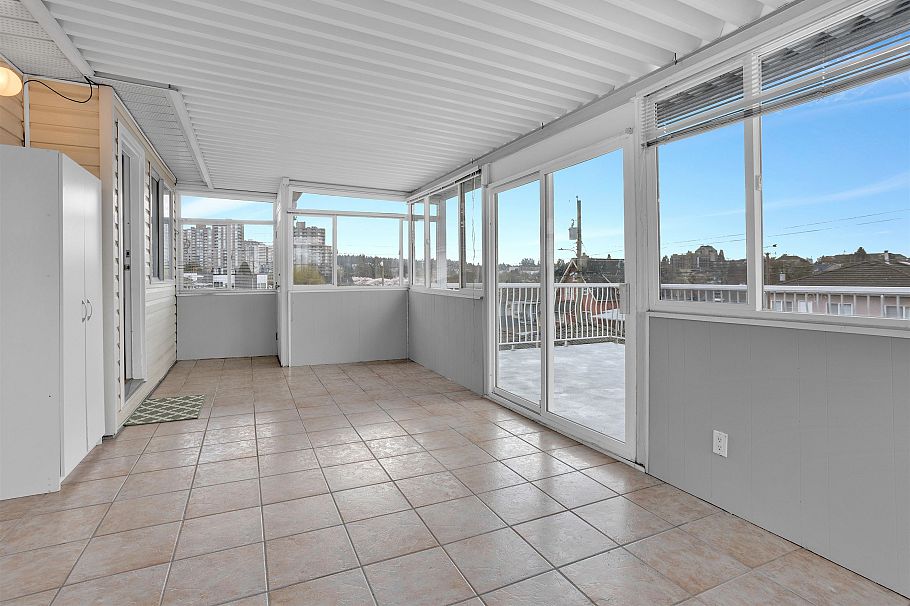 3240 Clive Avenue Vancouver, BC - 29