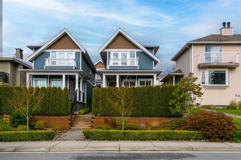 210 W 5th Street North Vancouver, BC - 32