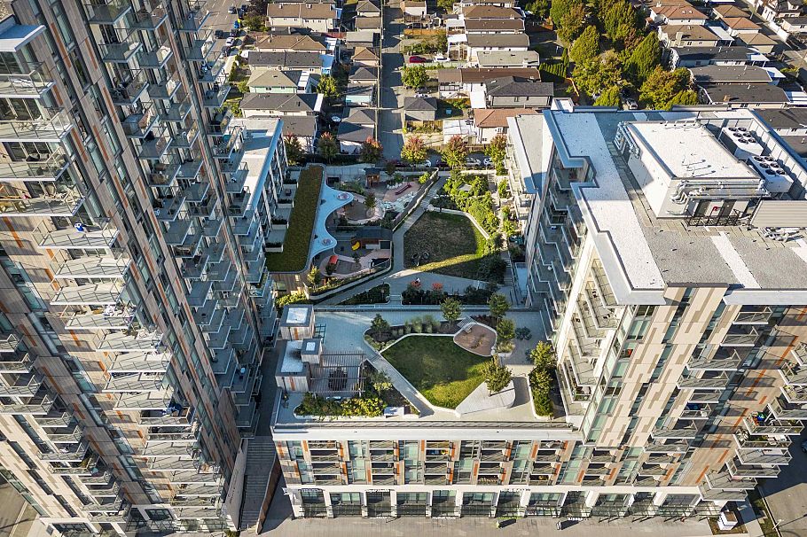 305 8138 Fraser Street Vancouver, BC - 29