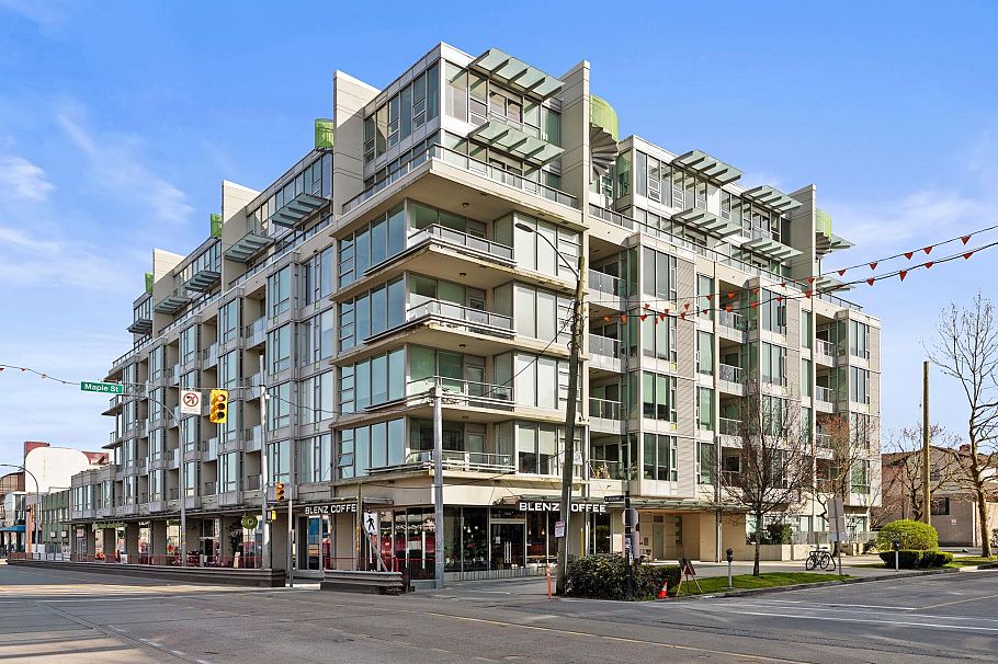 308 2528 Maple Street Vancouver, BC - 1