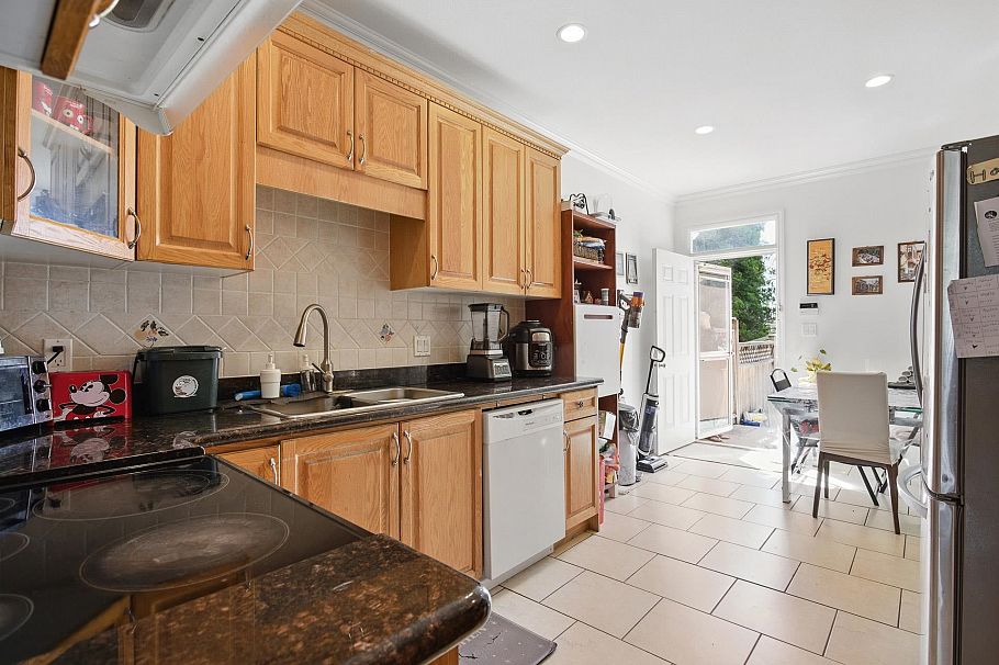 4316 Hurst Street Burnaby, BC - 8