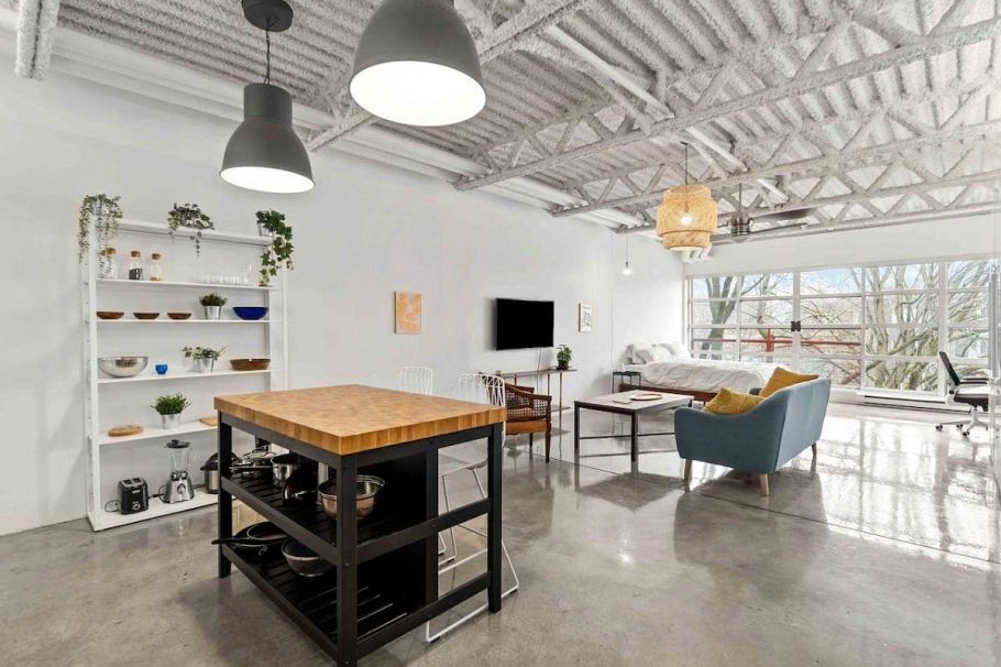 330 350 E 2nd Avenue Vancouver, BC - 10