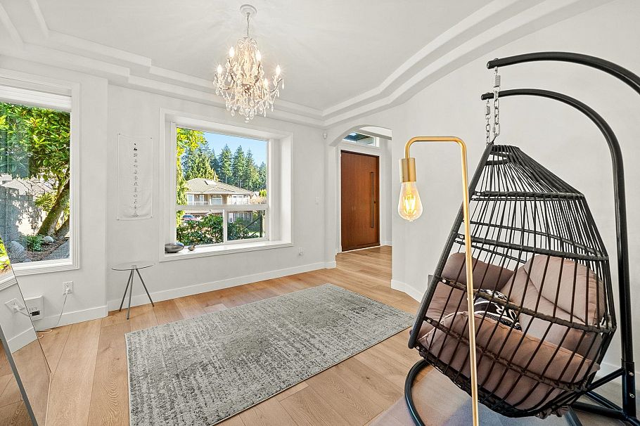 1725 Orkney Place North Vancouver, BC - 15