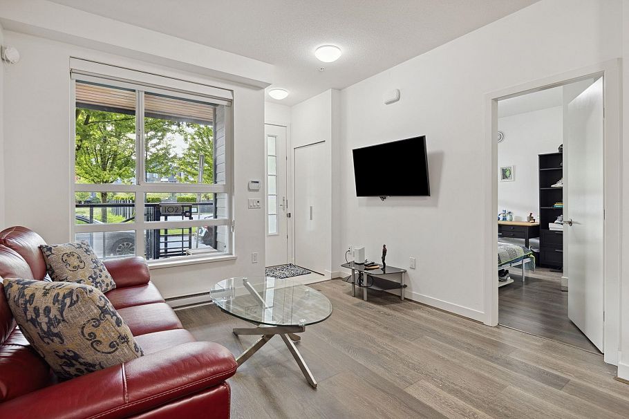 102 6033 Gray Avenue Vancouver, BC - 3