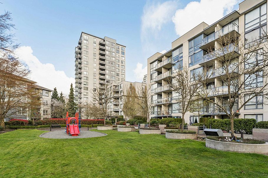 1209 3588 Crowley Drive Vancouver, BC - 24