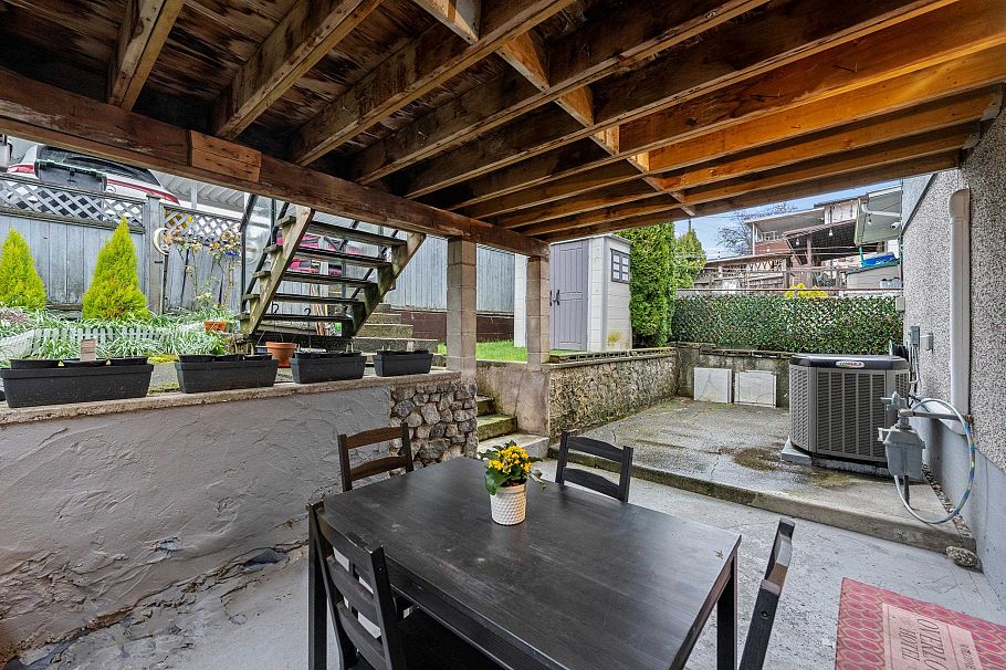 2245 Rupert Street Vancouver, BC - 33