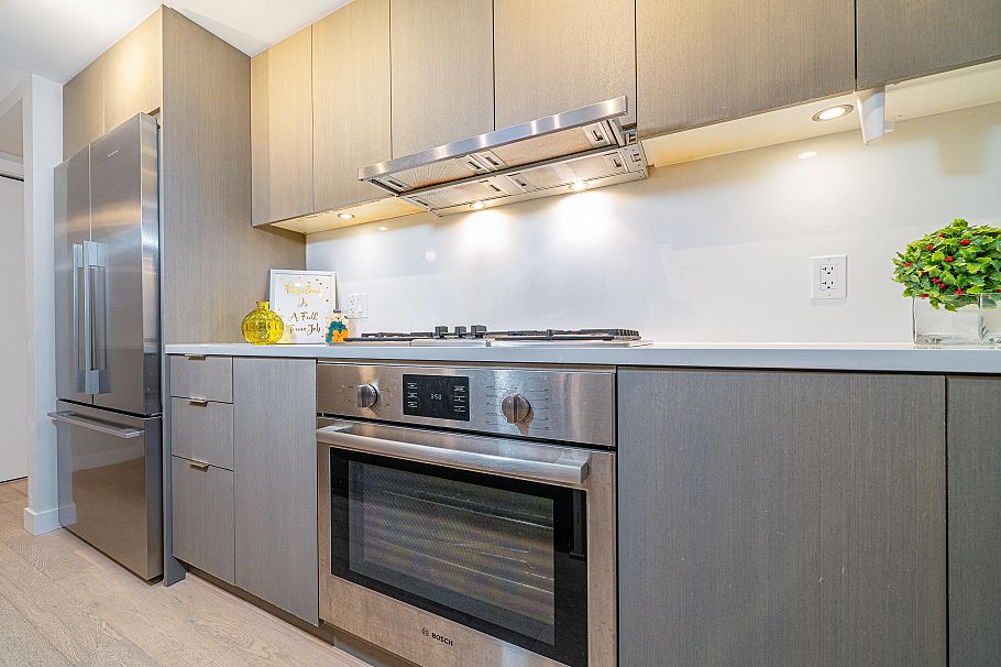 311 5555 Dunbar Street Vancouver, BC - 6