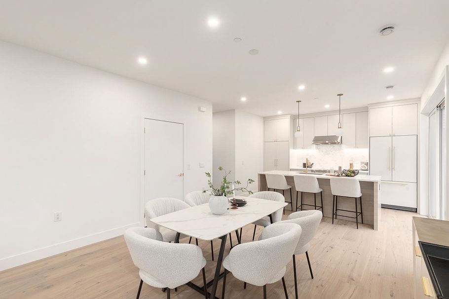 462 E 17th Avenue Vancouver, BC - 10