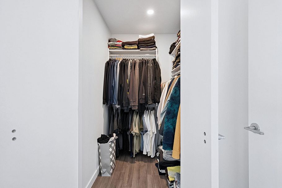 802 210 E 5th Avenue Vancouver, BC - 23